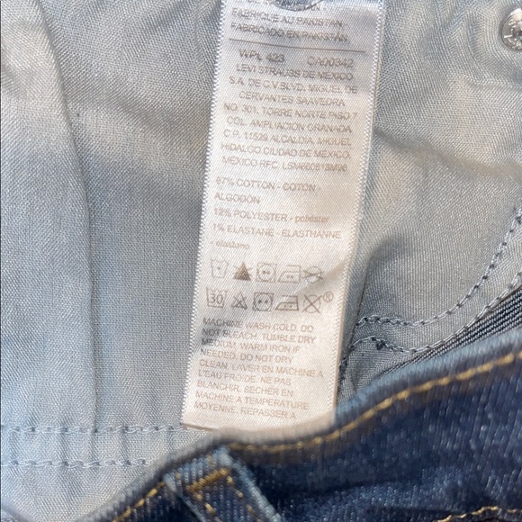 NWT Levi’s Signature Gold Heritage  Wide-Leg Belted Mid Rise Jeans Size 22 - Picture 10 of 14